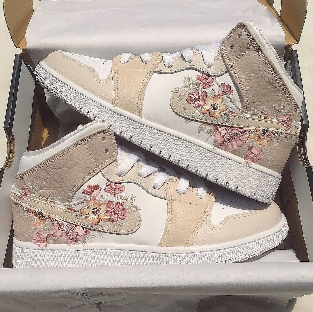 Custom Air Jordan 1 Pink Flowers Latte