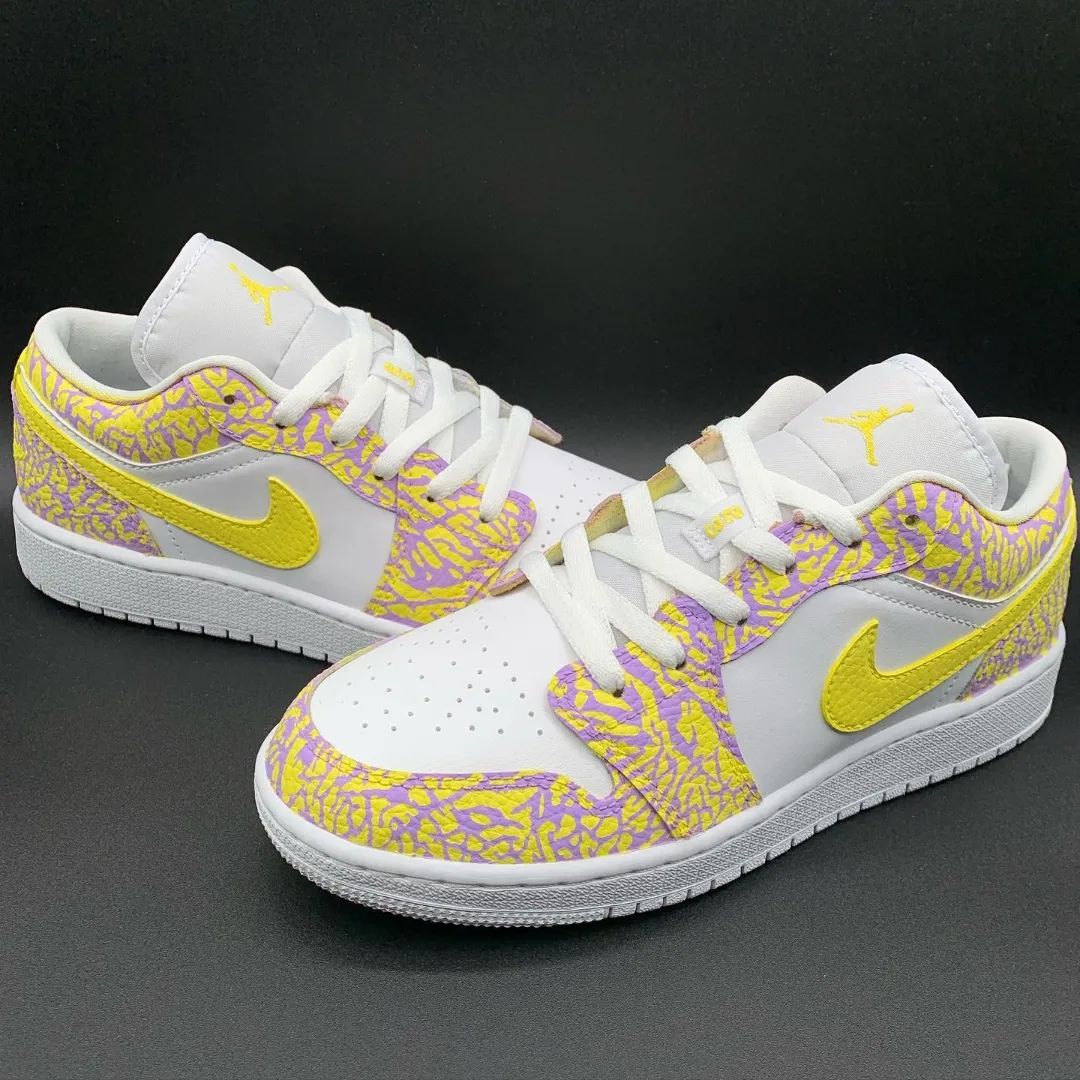 Custom Air Jordan 1 Light Purple Cracks Yellow Swoosh