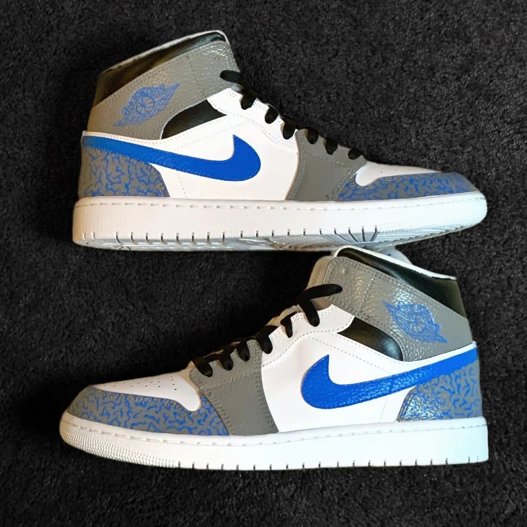 Custom Air Jordan 1 Gray Background With Blue Cracks