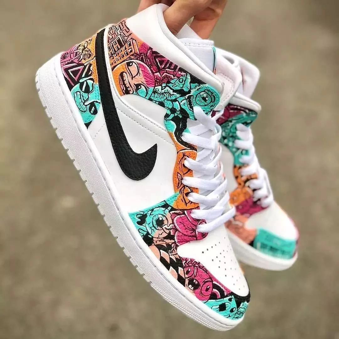 Custom Air Jordan 1 Graffiti Black White