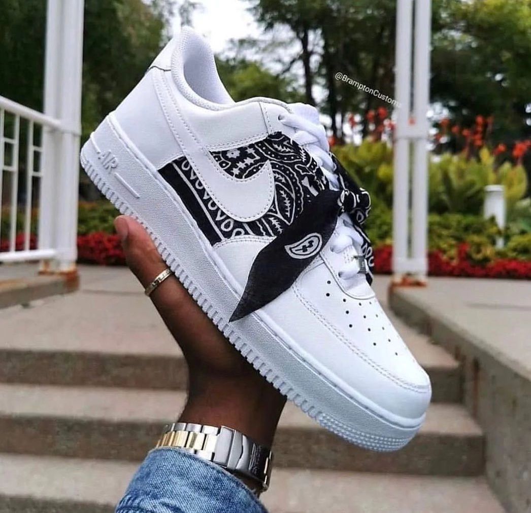 Custom Air Force 1 Extra Lace Black White