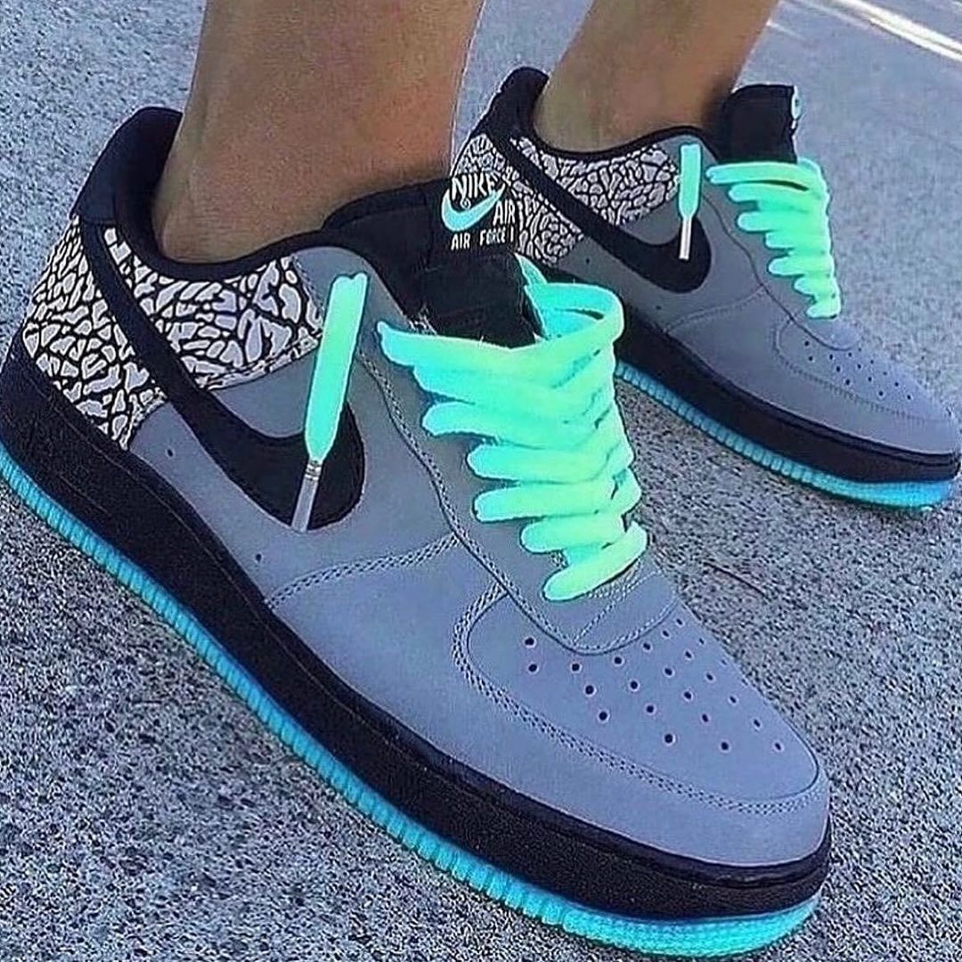 Custom Air Force 1 Gray Black Swoosh Rock Grain