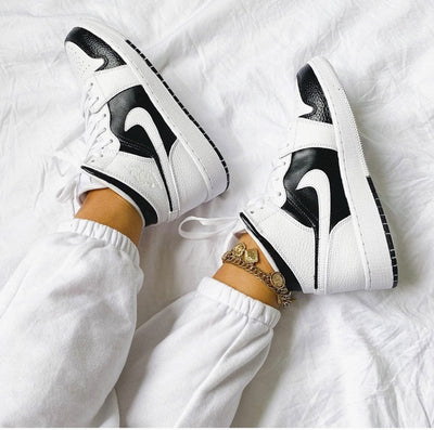 Custom Air Jordan 1 White Black