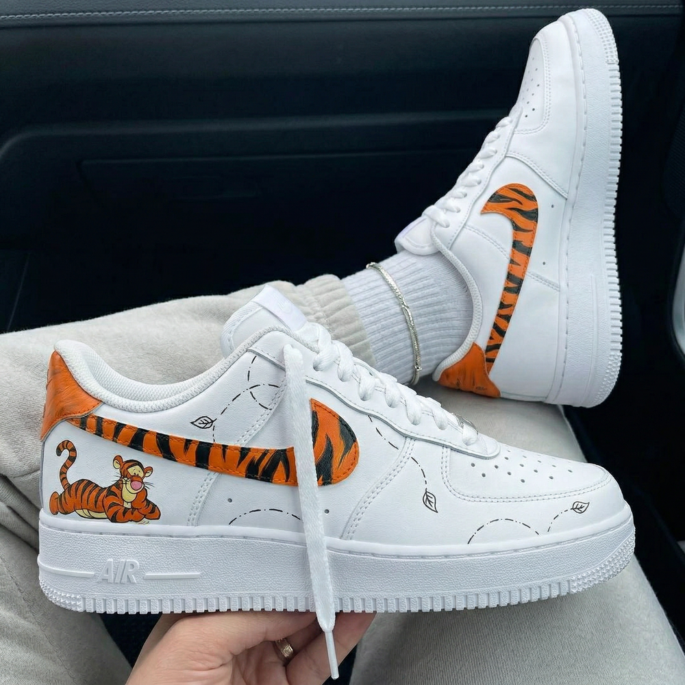 Custom Air Force 1 Orange Tigger Cartoon Tiger Stripe
