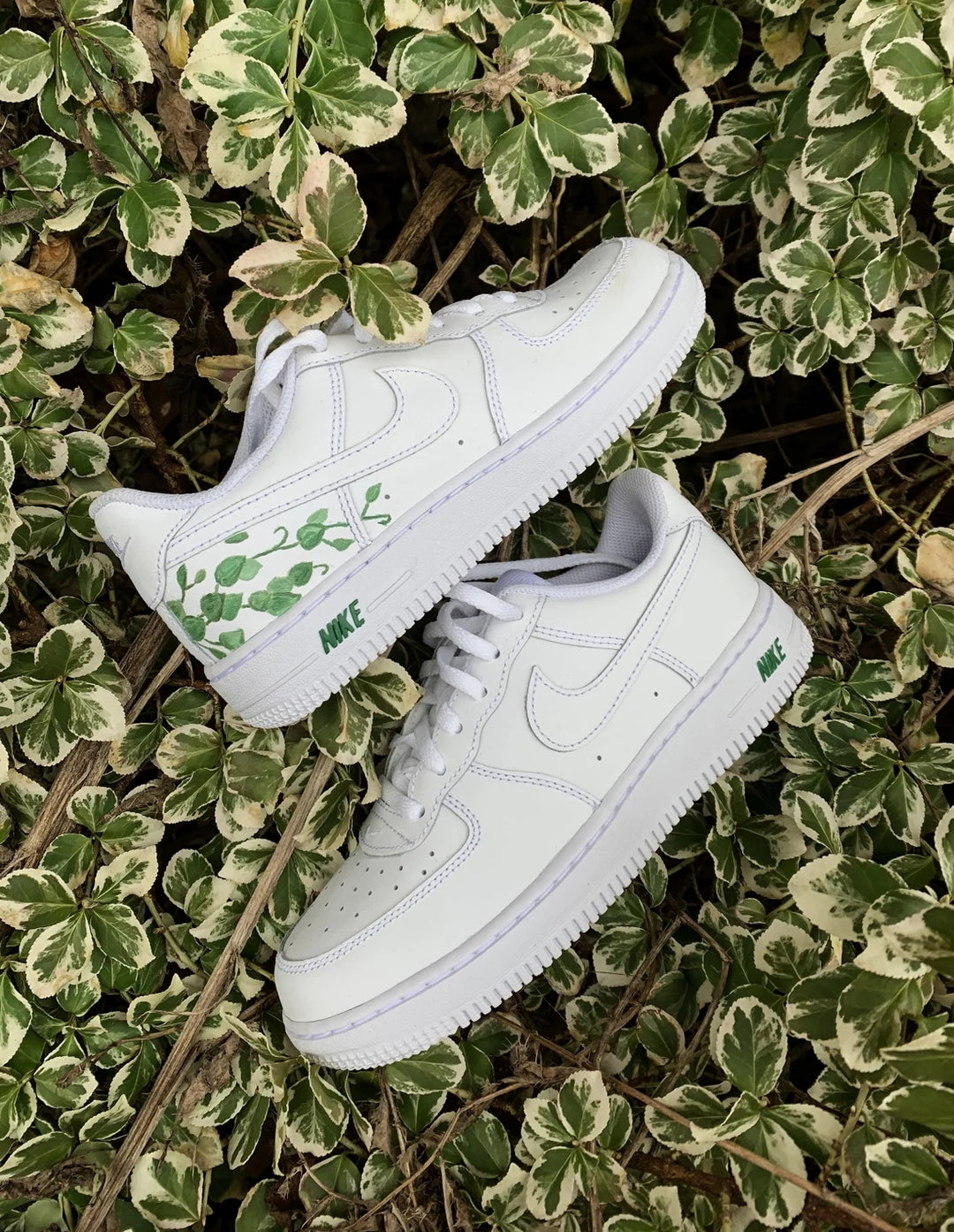 Custom Air Force 1 White With Green Vine Pattern