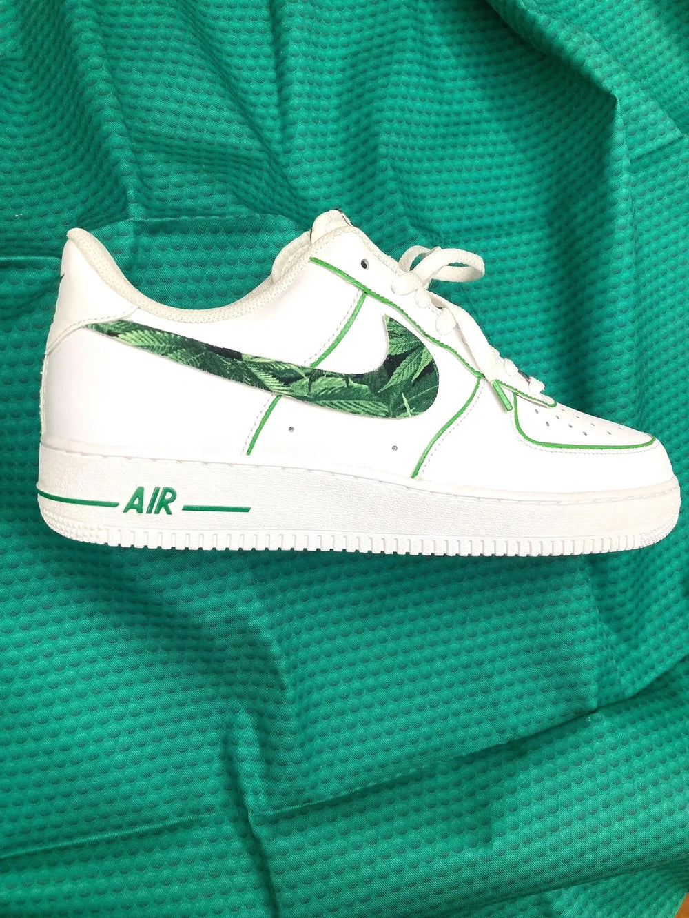 Custom Air Force 1 White With Leaf Pattern Swoosh