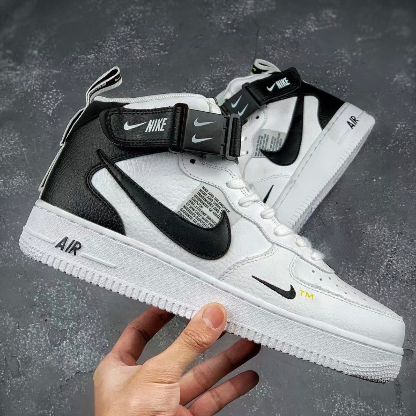 Custom Air Force 1 White Double Black Swoosh Mid