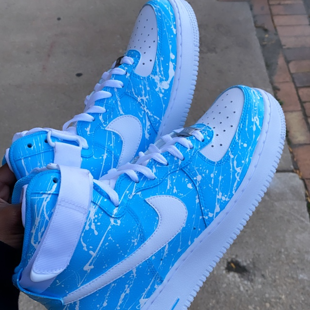 Custom Air Force 1 Mid Pale Blue