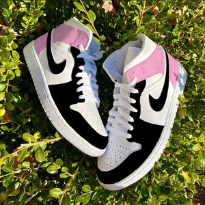 Custom Air Jordan 1 Mid Black Lack & Pink Colorblock 🌸