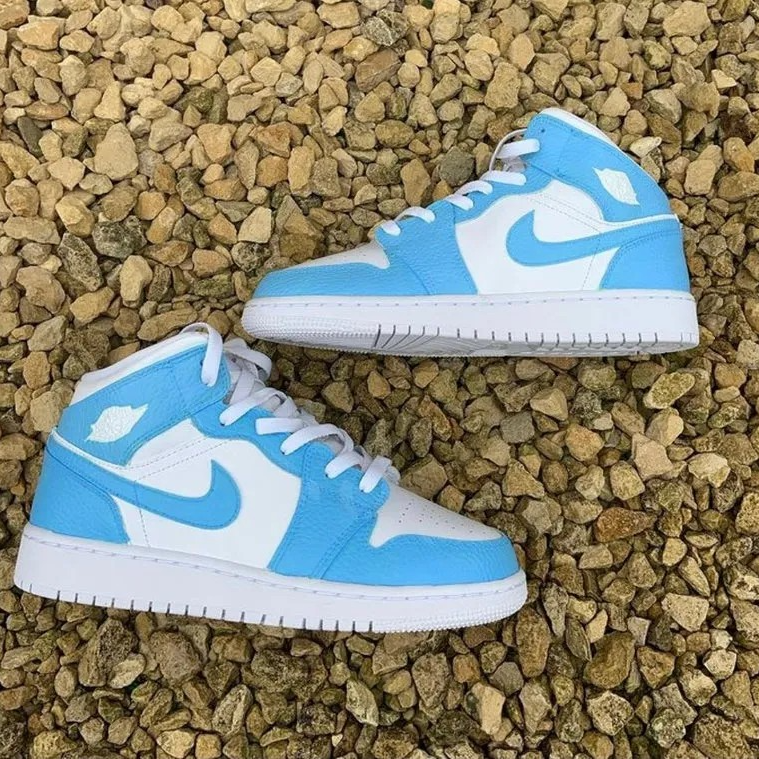 Custom Air Jordan 1 Blue UNC