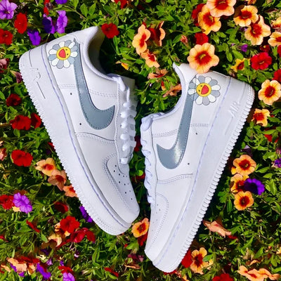 Custom Air Force 1 Grey Takashi Murakami 🌼