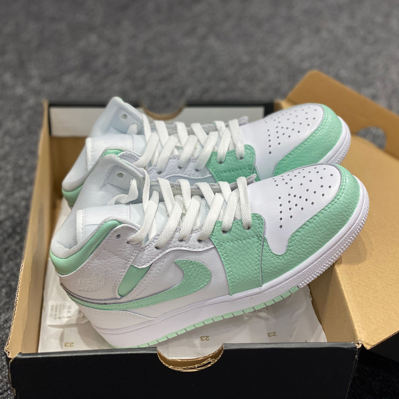 MINT GREEN AIR JORDAN 1 CUSTOM