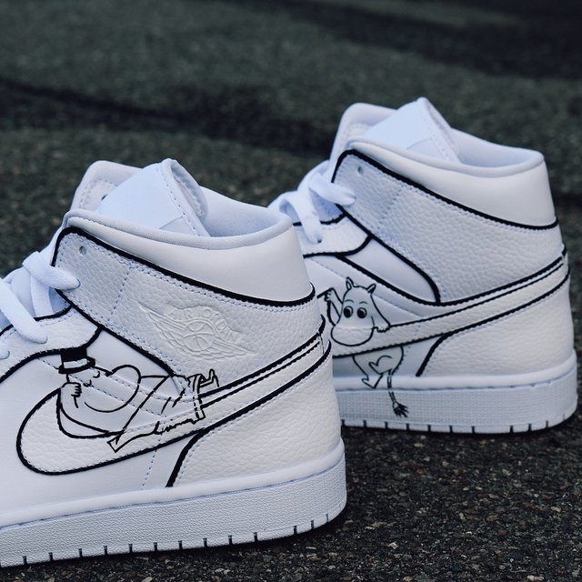 Custom Air Jordan 1 Moomilaakso