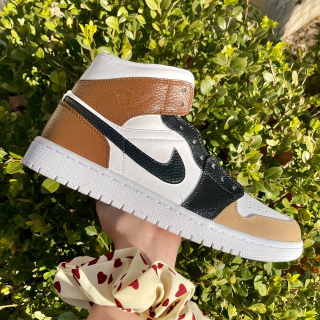 Custom Air Jordan 1 Dark Mocha Colorblock