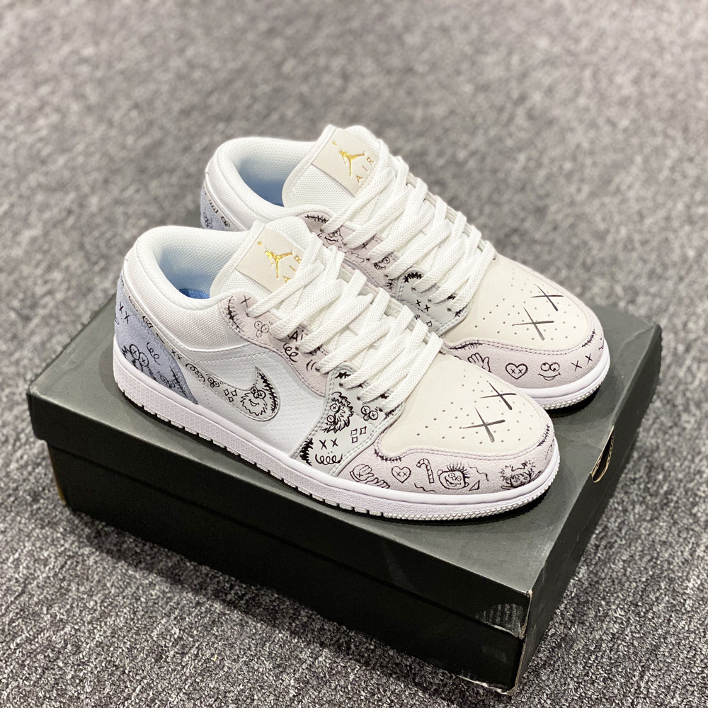 KAWS AIR JORDAN 1 LOW PAIRS CUSTOM