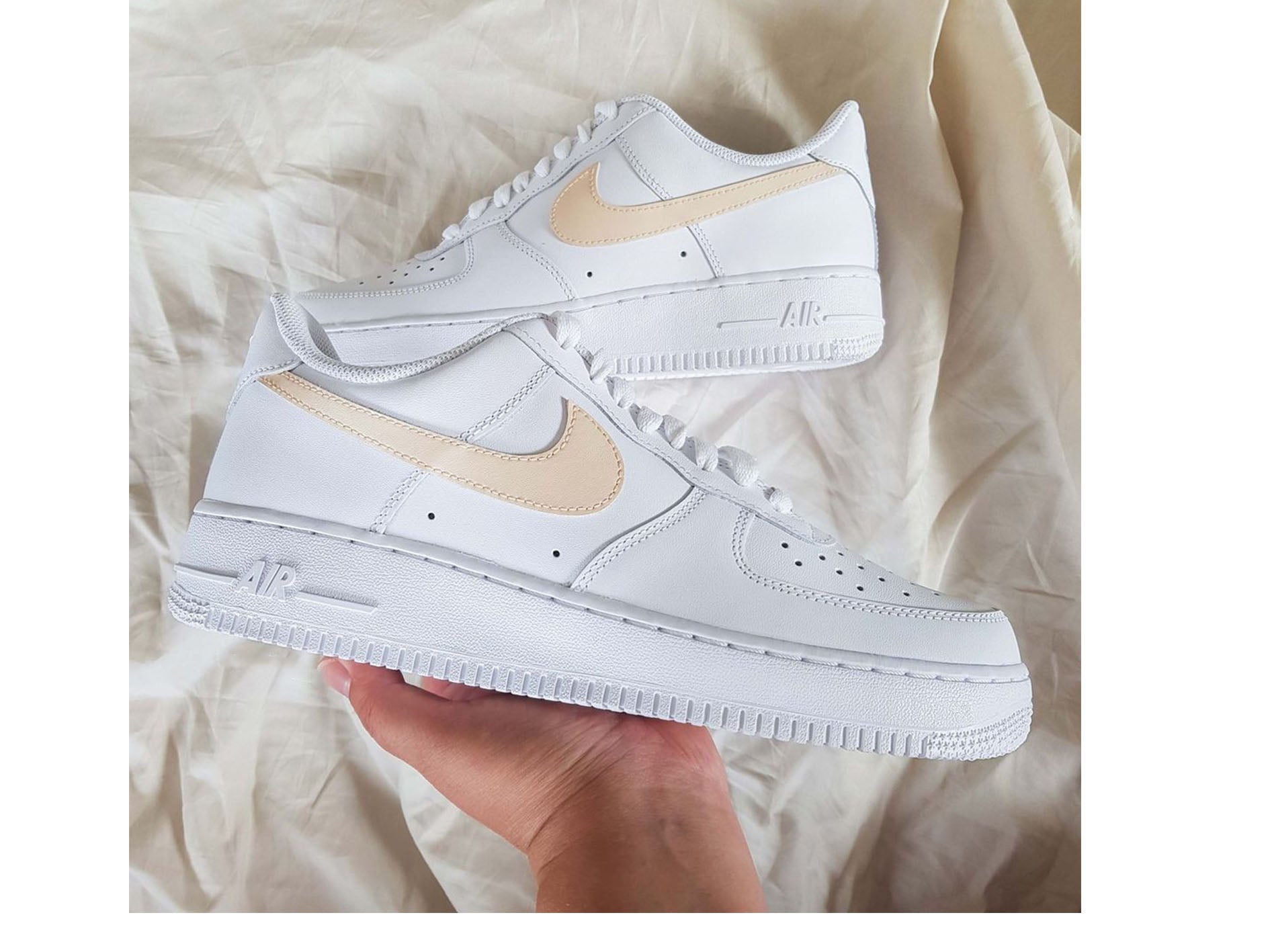 Skin color hook Air Force 1 Custom