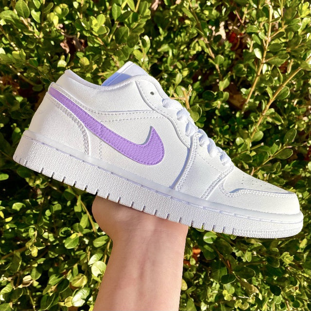 Custom Air Jordan 1 Low Lilac Swoosh 💜💙