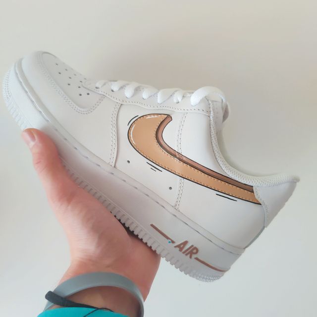 MOCHACCINO SWOOSH