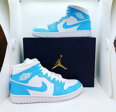 Custom Air Jordan 1 Mid UNC Blue