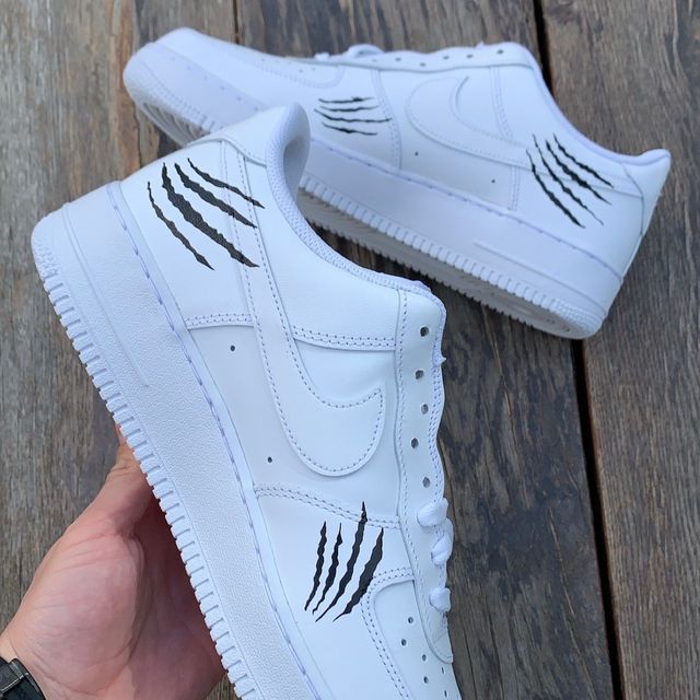 Nike Air Force 1 "SCRATCH" custom