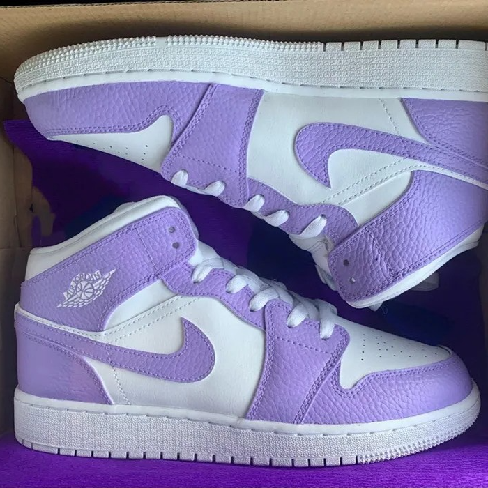 Custom Air Jordan 1 Mid Lavender Purple