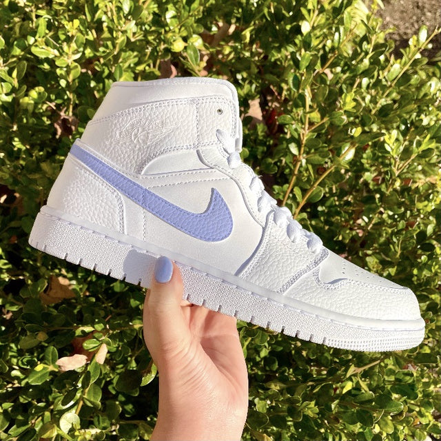 Custom Air Jordan 1 Lavender Swoosh 💙💜