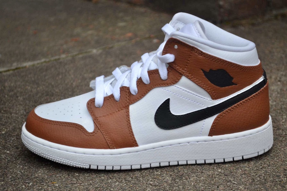 Custom Air Jordan 1 Brown